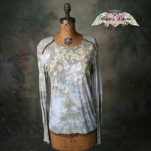 BKE Tops - BKE Long Sleeve Tiedye Acid Wash Super Soft Stripe